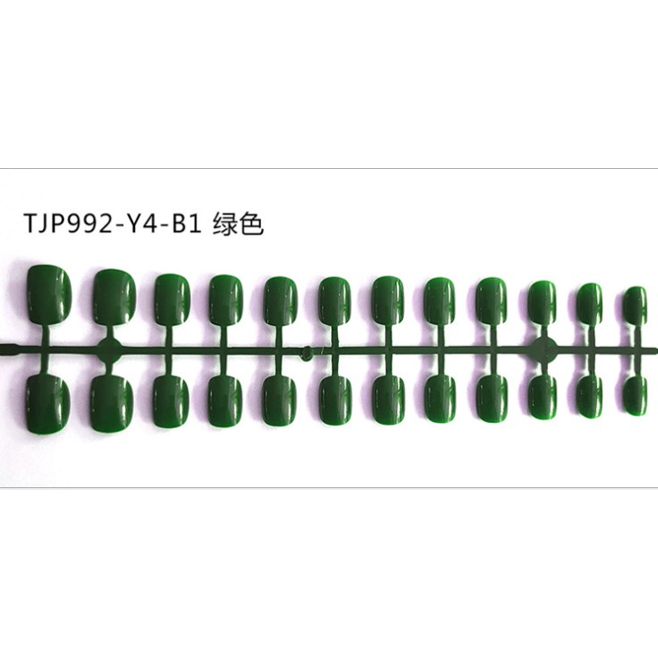 24Pcs False Nail Art tips Oval Square Pendek