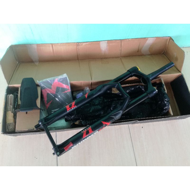 Jual fork marzocchi bomber z1 27.5 not fox 38 factory rockshox zeb
