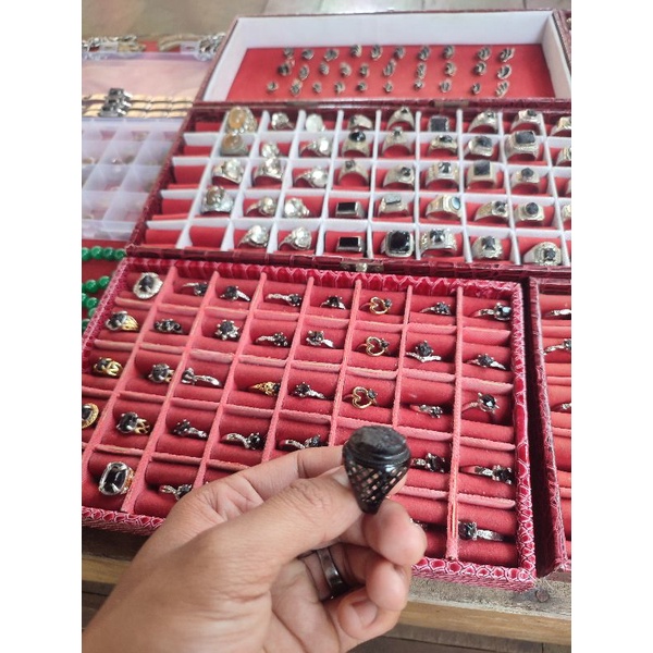 cincin batu satam alami taktite