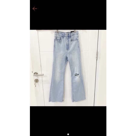 preloved stradivarius jeans cropped flare size 38/ LP 70