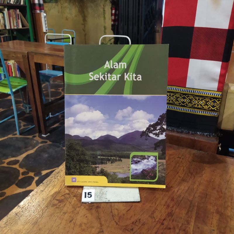 BUKU ALAM SEKITAR KITA By L Colvin E Speare