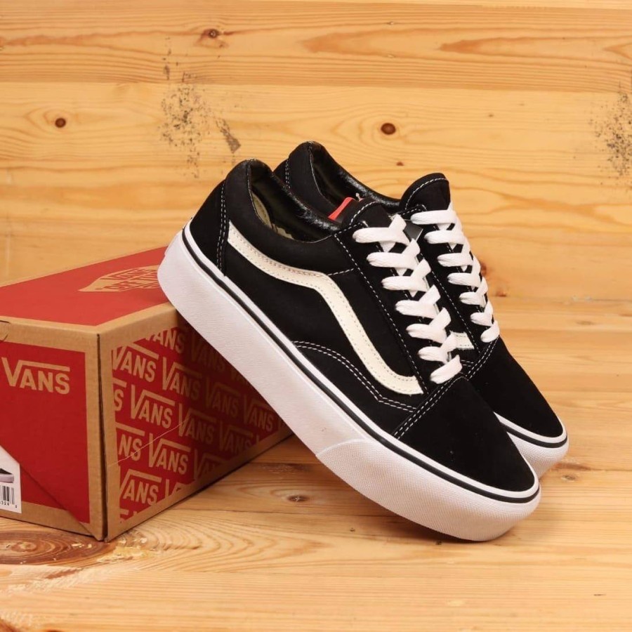 Sepatu Vans Oldskool Premium Hitam Putih Pria Wanita Sneakers Vans Black White Premium Quality Terbaru