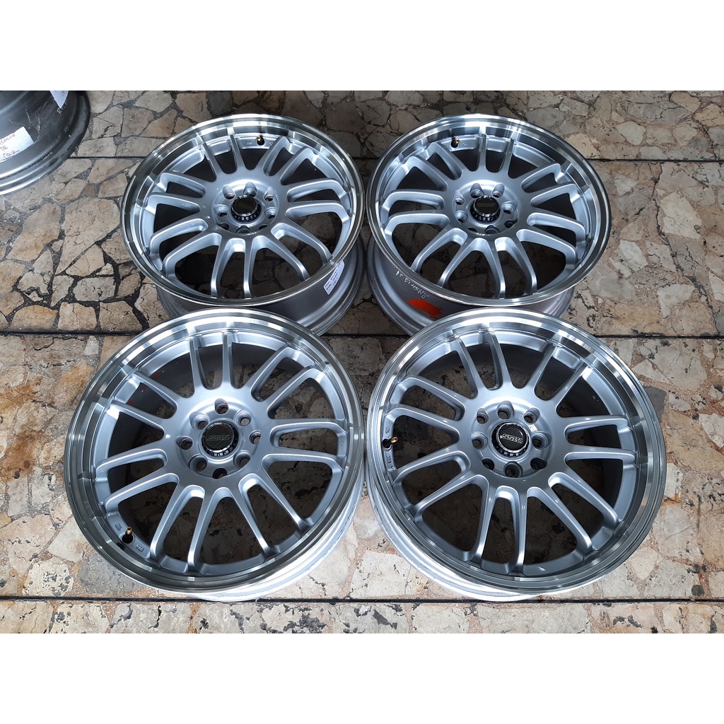 Velg Racing SSW RE30 Ring 17 Lebar 7,5 Rata Pcd 4x100 dan 4x114 ET 45