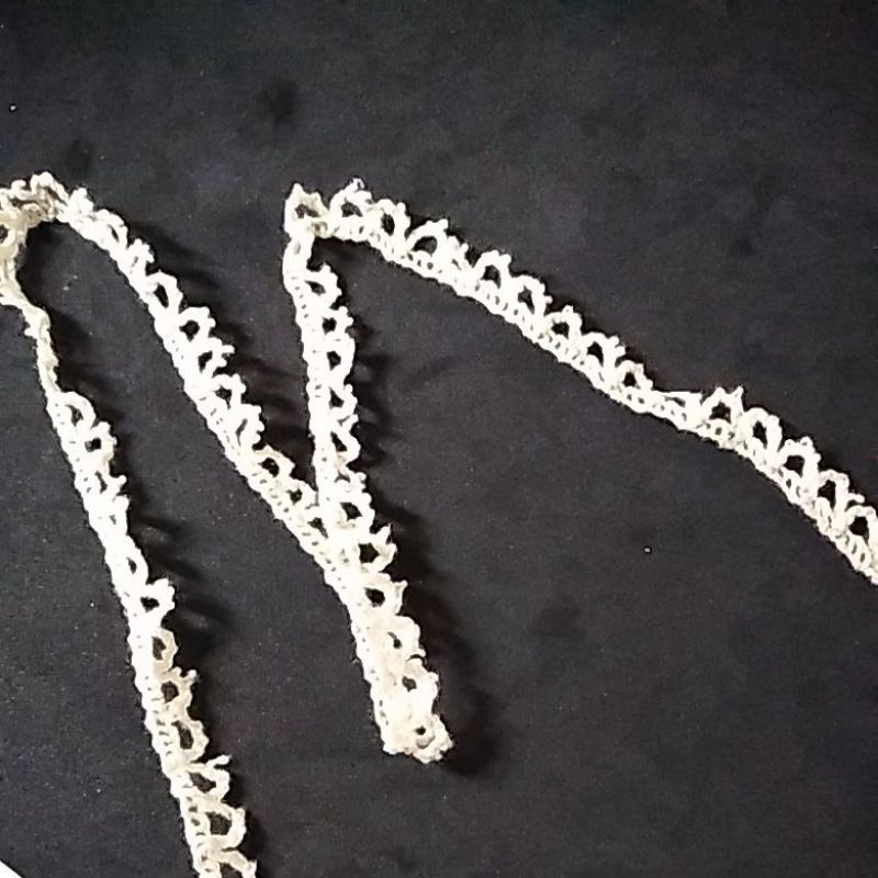 renda rajut kecil 10 mm.per 15 meter