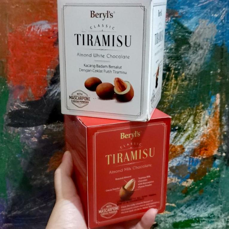 

Ready Stock ★★ Beryl's 100GR Tiramisu Almond Chocolate Box Coklat Malaysia Beryl Beryls White Milk ™