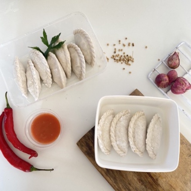 

CIRENG ISI BY "SUKA CIRENG" (VARIAN ISI PEDAS : AYAM PEDAS, TONGKOL PEDAS, SOSIS PEDAS, TAHU PEDAS, SAYUR PEDAS)