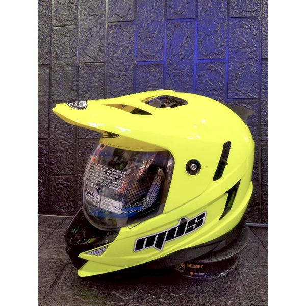 HELM MDS SUPERMOTO SUPER PRO SOLID HIJAU STABILO DOUBLE VISOR