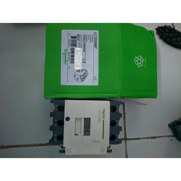 kontaktor / contactor Schneider LC1D50 M7 LC1D50M7 LCID-50M7 LCID50M7