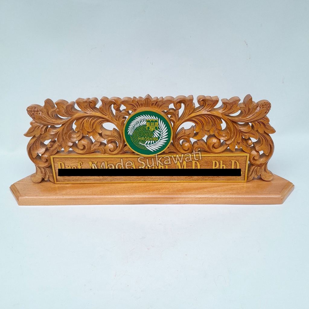 Papan nama meja kayu ukiran bali nameplate Lambang Logo instansi