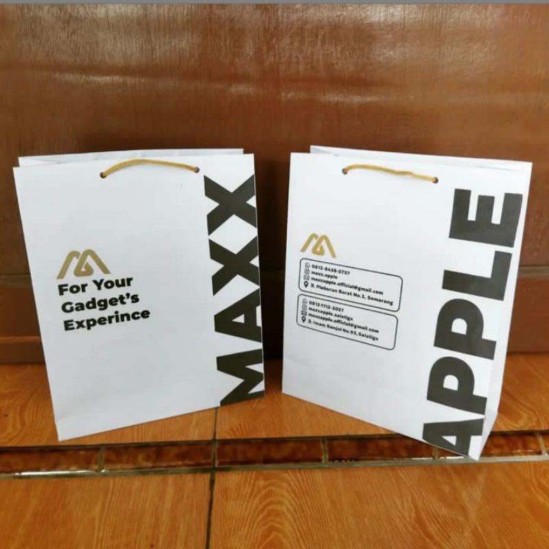 

PAPERBAG CUSTOM SEGALA UKURAN BAHAN CRAFT LIPATAN RAPI KUAT DAN TEBAL