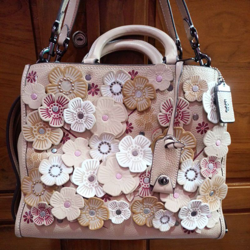 Rogue Tea Rose Preloved