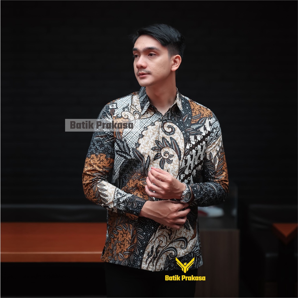 Kemeja Batik Prakasa Motif Niskara Slimfit Lengan Panjang Batik Solo
