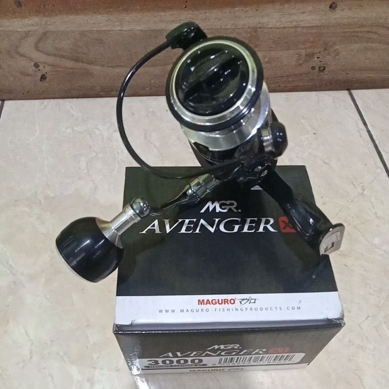 REEL MAGURO AVENGERS XT3000