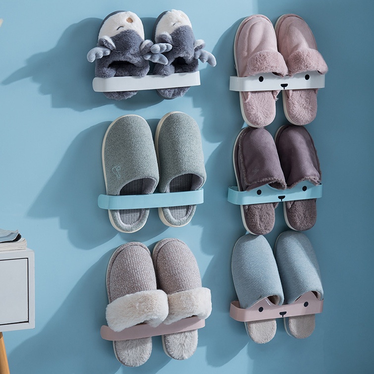 ⭐️𝐈𝐇𝐒 𝟑𝟑𝟎 𝐋𝐚𝐦𝐩𝐮𝐧𝐠⭐️Gantungan Sandal Tempel Dinding Serbaguna Simple Shoes Storage