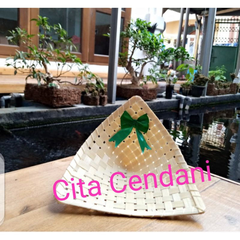 Anyaman Bambu pincuk