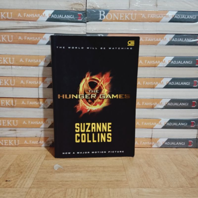 

BUKU ORIGINAL - THE HUNGER GAMES SUZANNE COLLINS