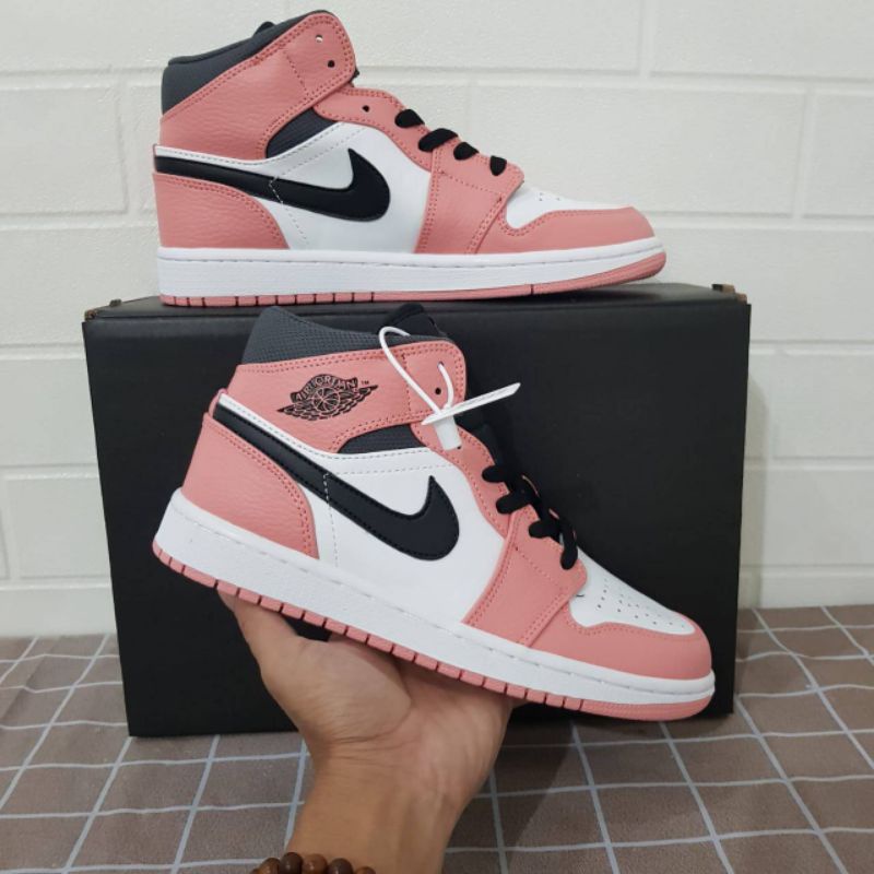 Nike Air Jordan 1 Pink Quartz Size 37-40