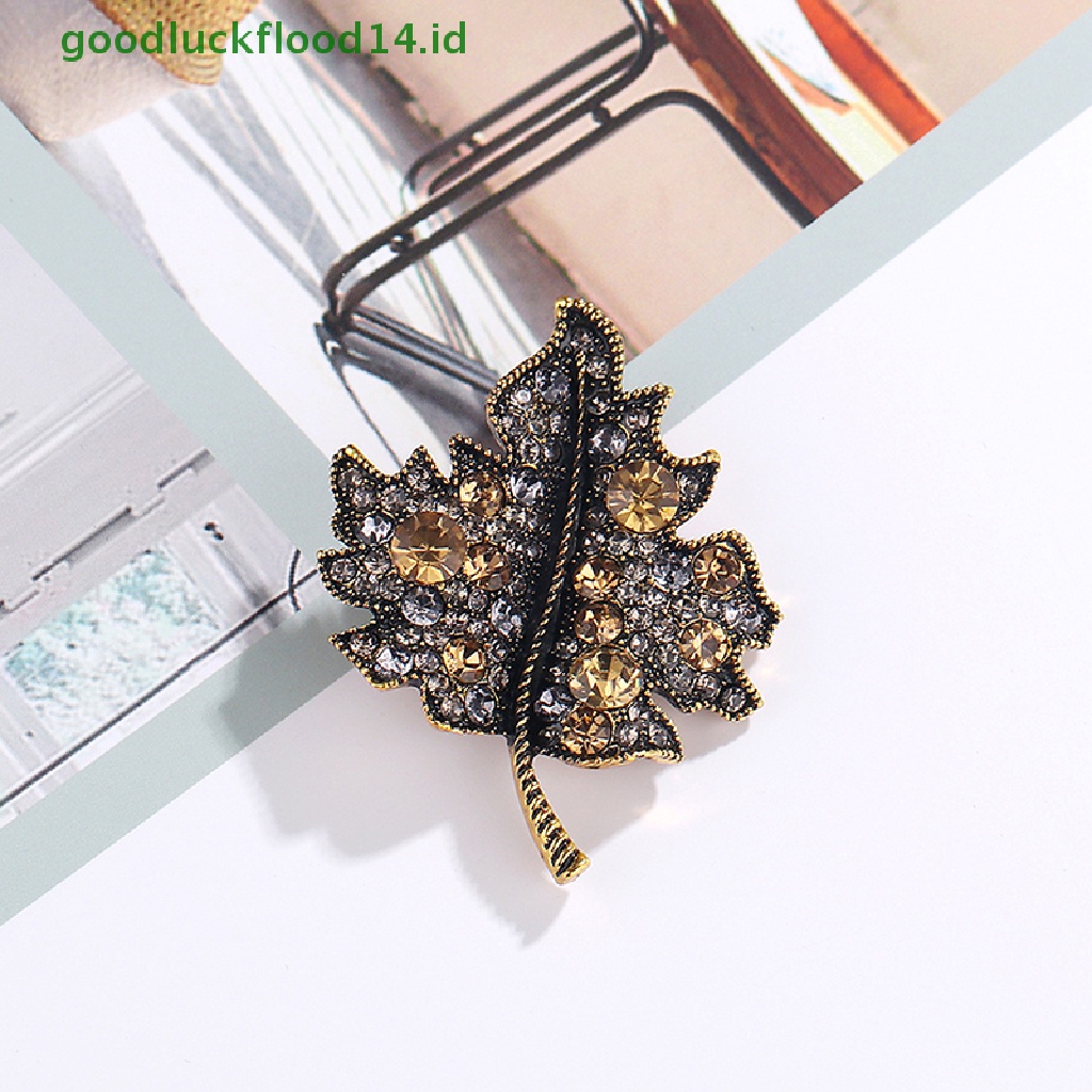 [GOOGFOUR] Berlian Imitasi Maple Leaf Shaped Bros Pin Retro Badge Bag Pernikahan Dekorasi Ornamen [TOP]