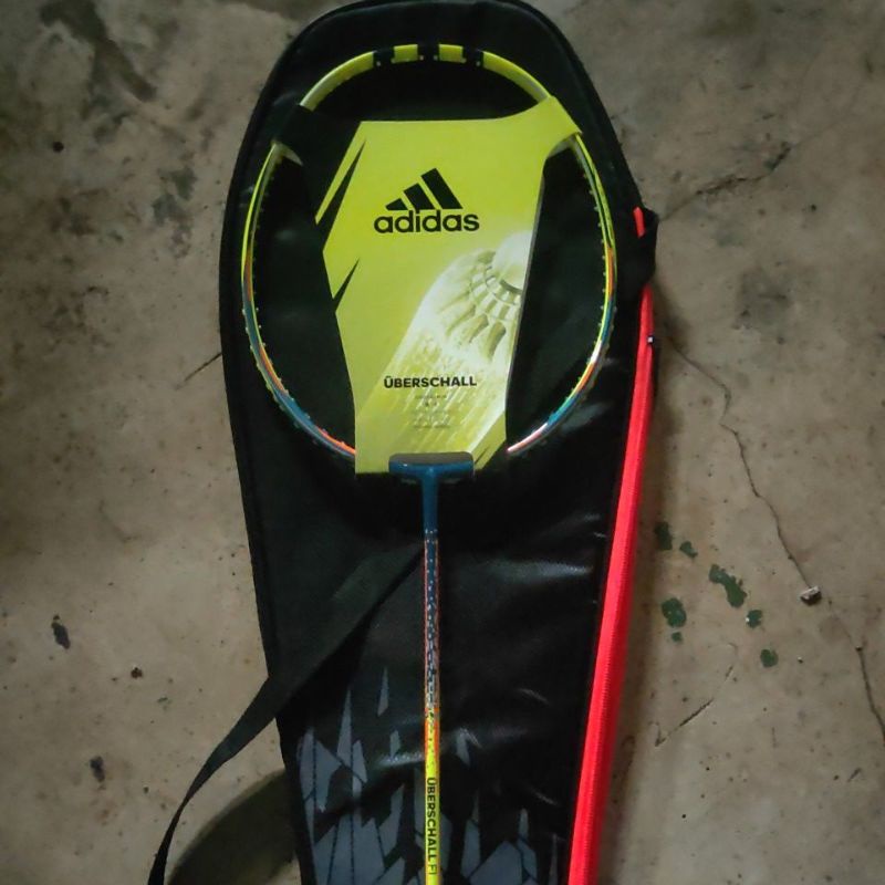 RAKET BULUTANGKIS ADIDAS UBERSCHALL F1