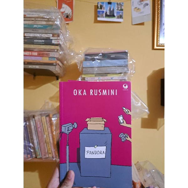 (New unsealed) Pandora, Oka Rusmini