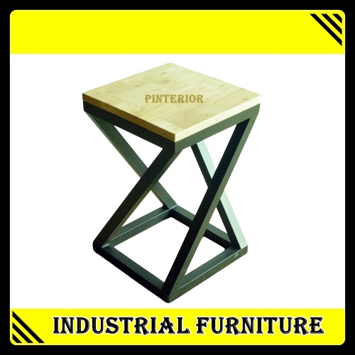 Kursi Cafe Industrial/kursi kayu minimalis kaki besi