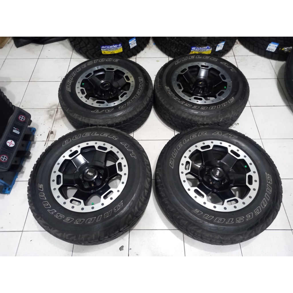 Velg Mobil Bekas Racing Hsr Sabana Ring 15x7 Pcd 5x114 Et10 + Ban Bridgestone 235 70 R15 Buat Inova 