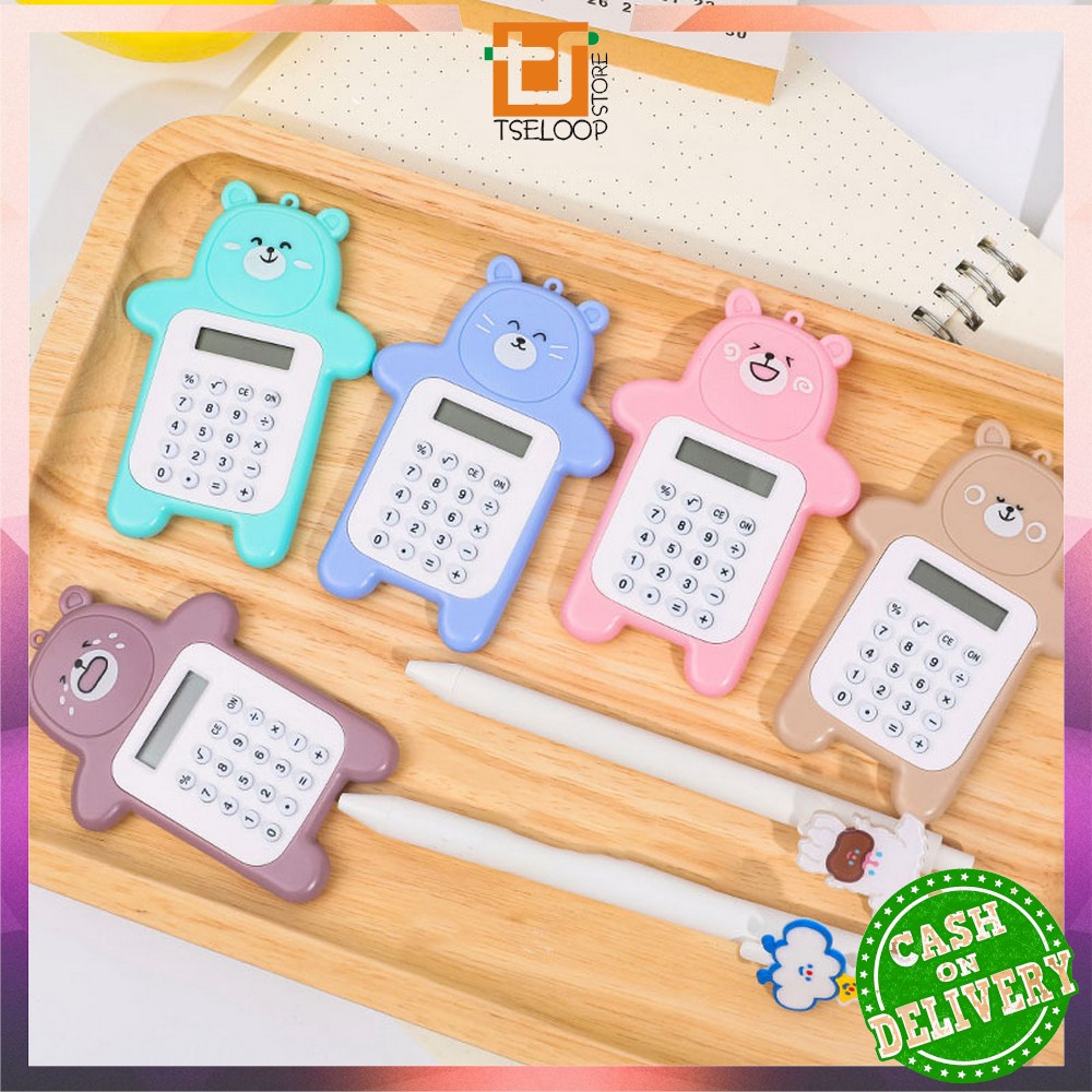

OFM-C325 Kalkulator Mini Motif Beruang 8 Digit Tombol Karet Sekolah Stationary/ Bear Calculator Travel Mini Portable Desain Kartun Beruang