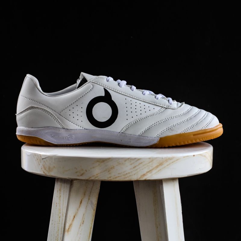 OBRAAL SPECS LIGHTSPEED 2 PRO SEPATU FUTSAL SPECS LIGHTSPEED PRO BATTLE PACK  in 2019 Lightspeed in 