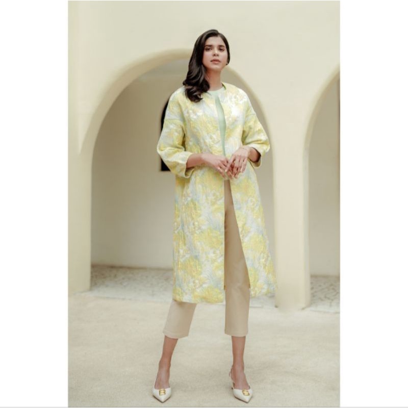 Benang Jarum Sense of Serenity Series Siera Long Outer