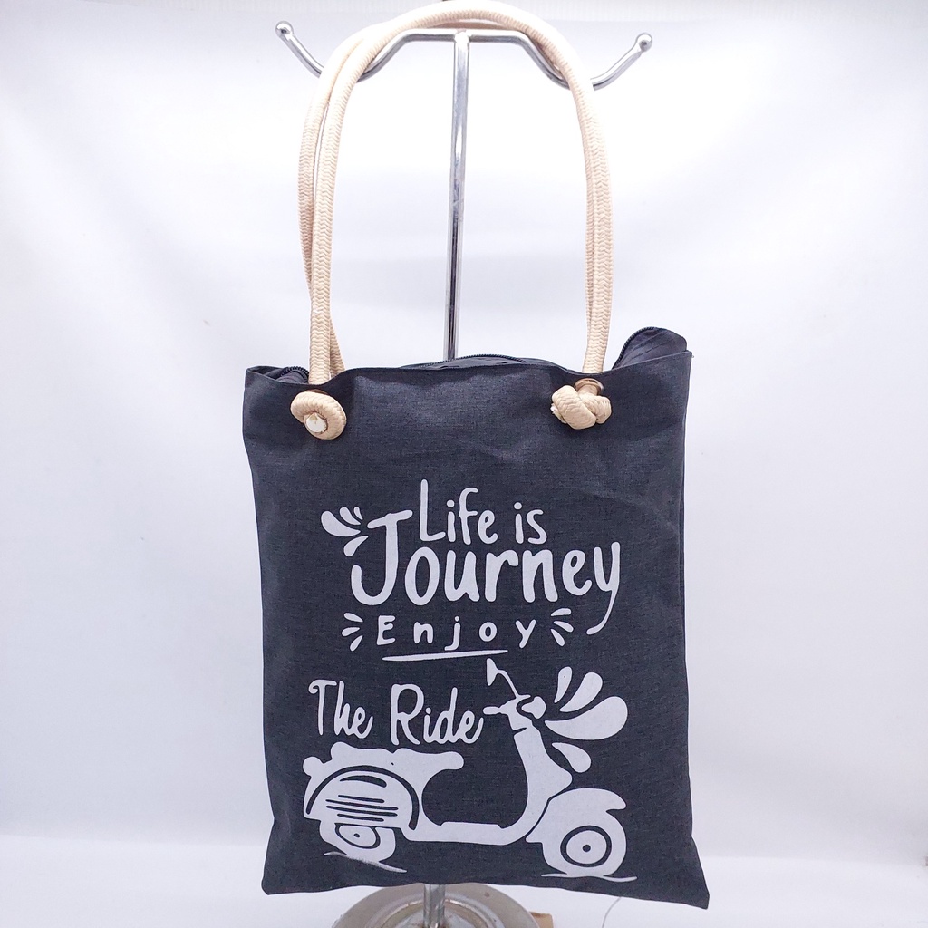 TOTE BAG JUMBO MOTIF ANIMASI BAHAN KAIN KANVAS GAGANG TEBAL RAJUT MURAH BARU ORIGINAL / TAS TOTE MOTIF ANIMASI BORDIR GAGANG BESAR KUAT BANYAK MODEL MURAH BARU ORIGINAL / TAS TOTE BAG JUMBO ANIMASI MURAH BARU / GOODIE BAG MURAH BESAR/ TAS SELEMPANG BESAR