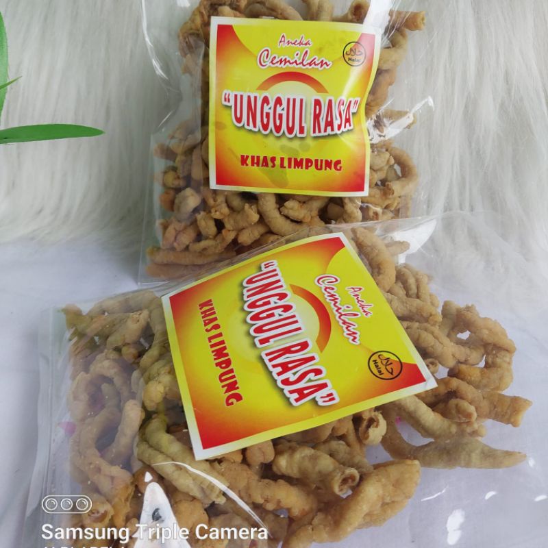 

KERIPIK USUS AYAM ENAK GURIH RENYAH 200 GRAM