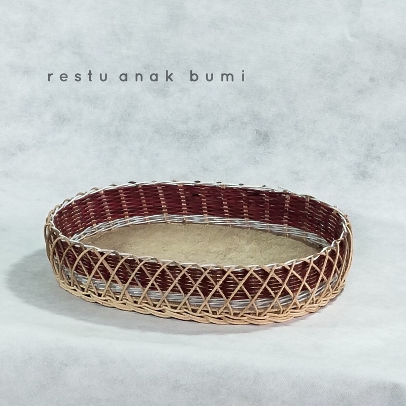 

(R005) Keranjang Oval Warna M 34x24/Hampers/Hantaran/Hadiah/Lamaran/Seserahan/Kado/Gift/Parcel Lebaran/Natal/Acara/Catering/Makanan/Minuman/Keranjang Buah/Souvenir/Wadah Serbaguna/Basket/Perabotan/Fruit Box/Sembako/Teh/Gula/Beras/Telur