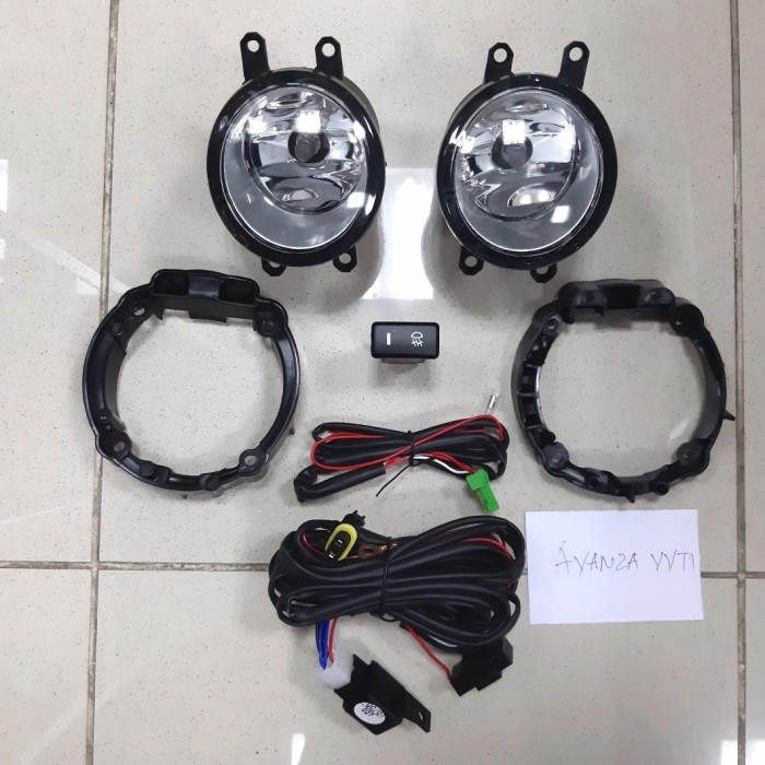 Laris Fog lamp lampu kabut mobil Toyota Avanza 2008 2009 2010 2011