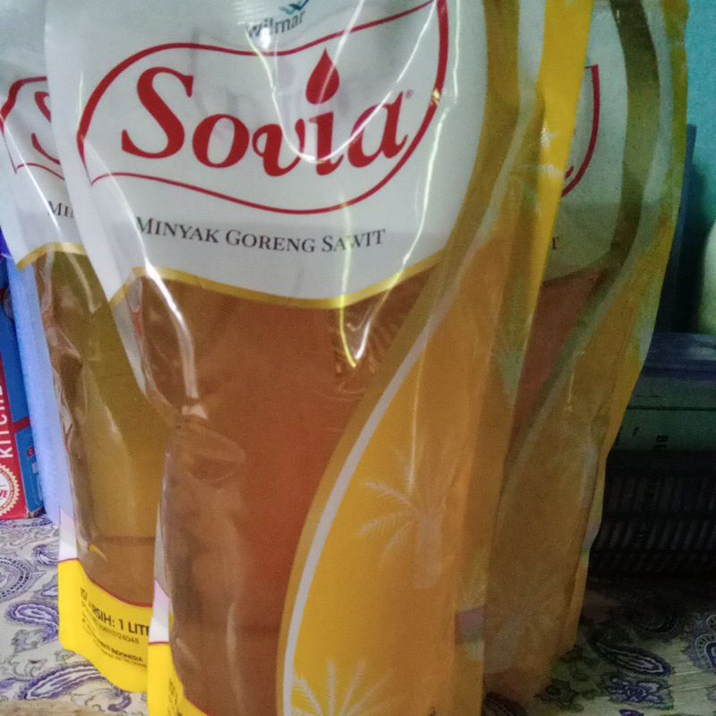 

Minyak goreng Sania, Sovia, Hemat1liter