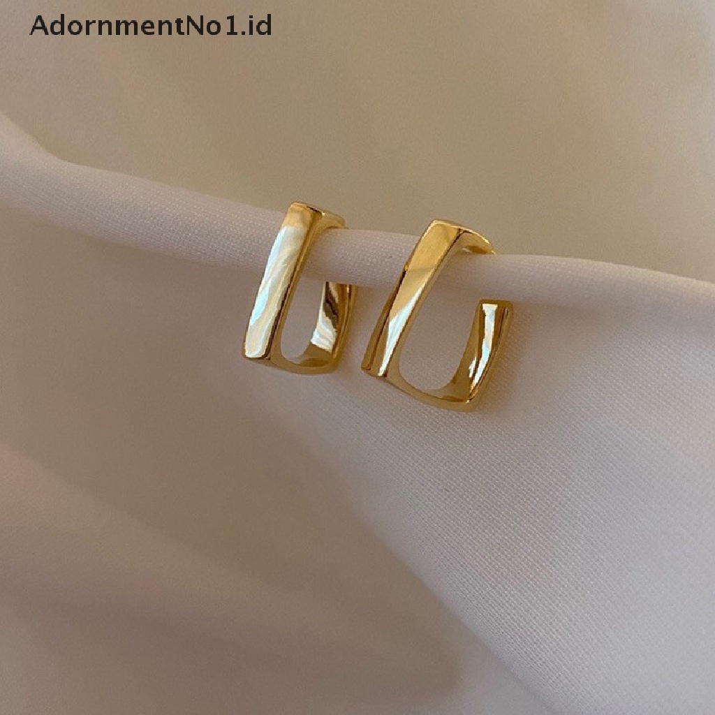 [AdornmentNo1] Baru Fashion Wanita Stainless Steel Glossy Stud Earrings Temperamen Wanita Anting Persegi Pesta Hadiah Ulang Tahun Perhiasan [ID]