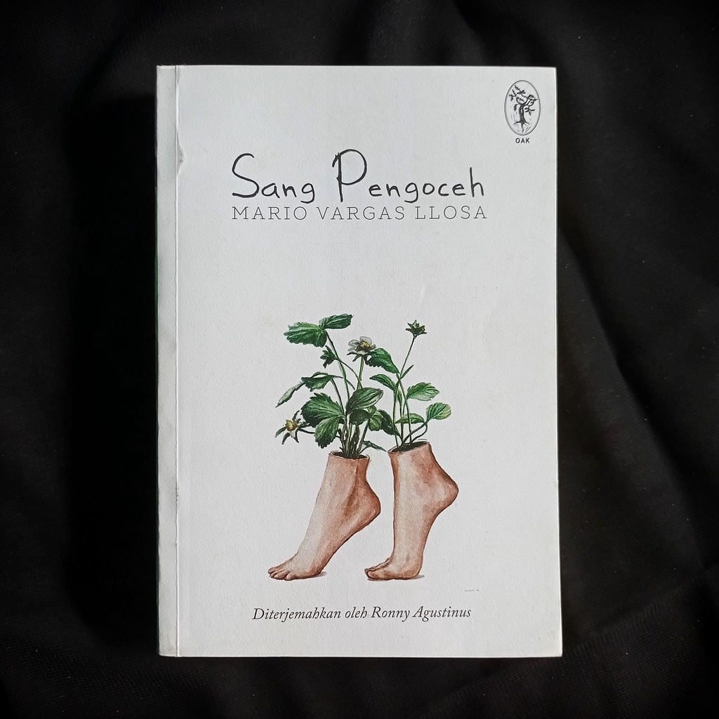 PRELOVED Sang Pengoceh by Mario Vargas Llosa
