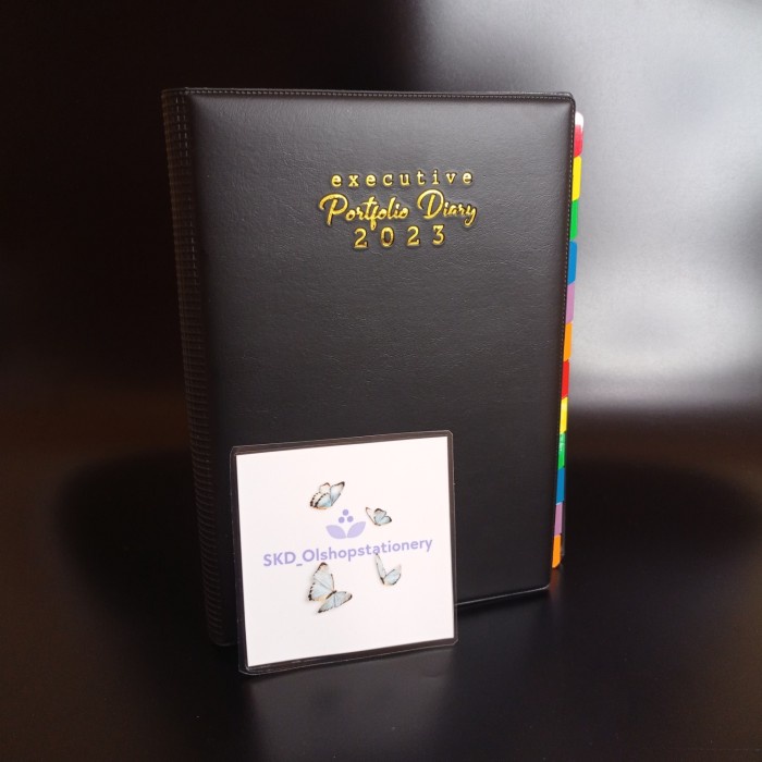 

Agenda Agenda Portfolio Diary 2023//Buku Agenda Portfolio Diary 2023