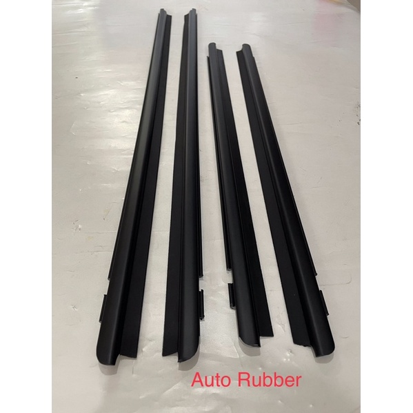 Karet Pelipit List Kaca Pintu Luar Datsun Go Plus Panca Cross 1 Set