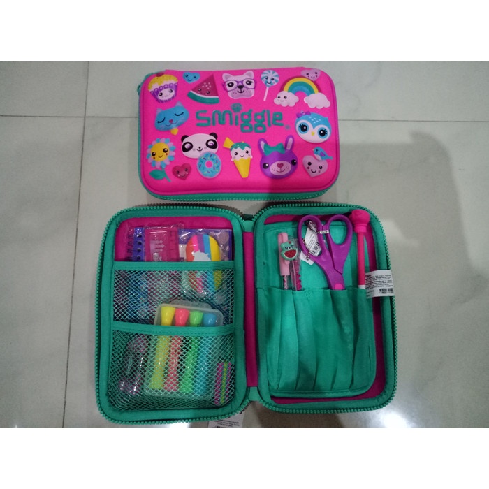 

Terlaris ✨ -SMIGGLE SET - ALAT TULIS SET SMIGGLE- 2.1.23