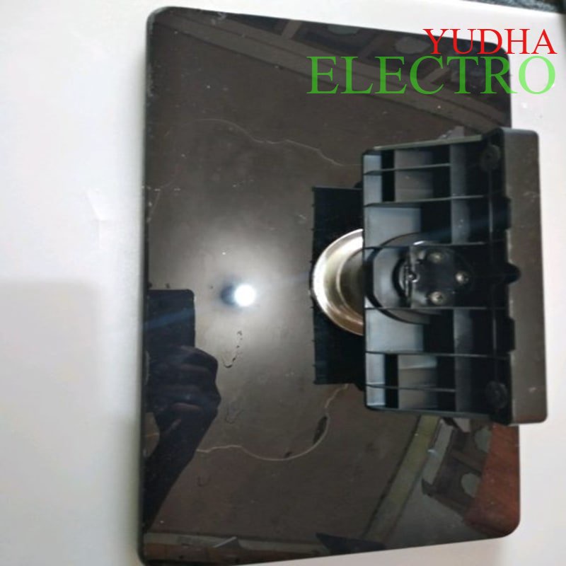 pedestal - stand tv - dudukan tv di meja - kaki tv led Polytron 32 inch - PLD 32T700 - 32T710