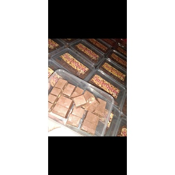 

Coklat Silverqueen 250 gr