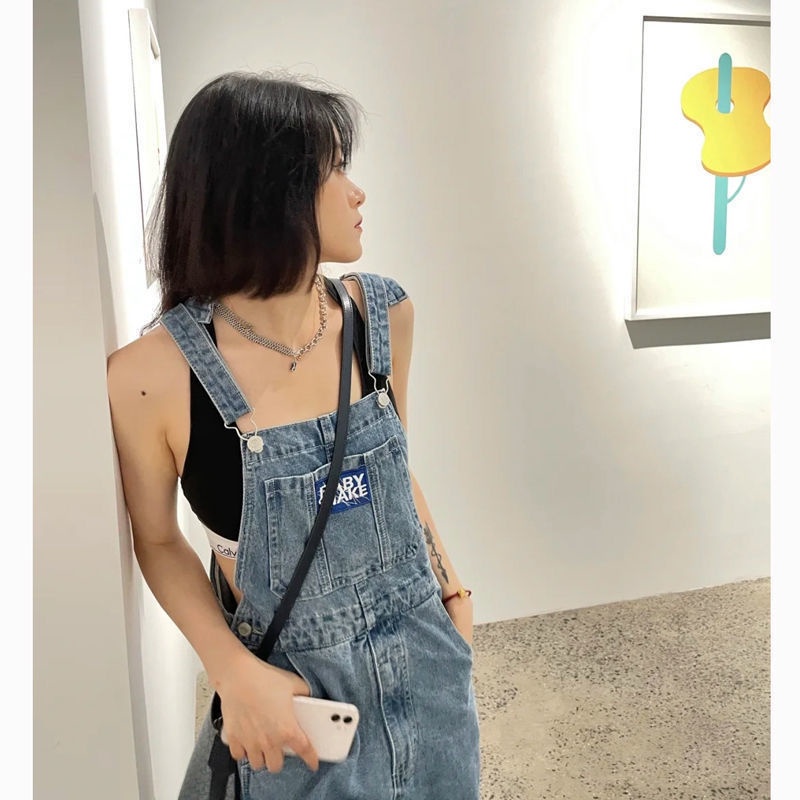 Red Overall Denim Gaya Barat Pengurang Usia Musim Semi dan Musim Gugur Baru Lurus Longgar dan Tipis Kasual Musim Panas One-Piece Celana Mengepel Kaki Lebar