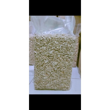 

kacang mede/mete mentah pecah