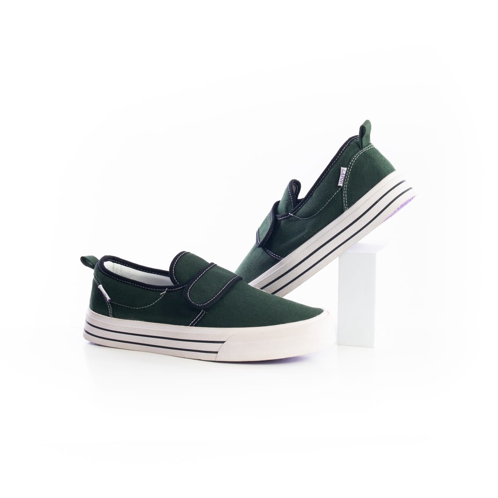 Sepatu Why Footwear - Slip On Ganciet Green