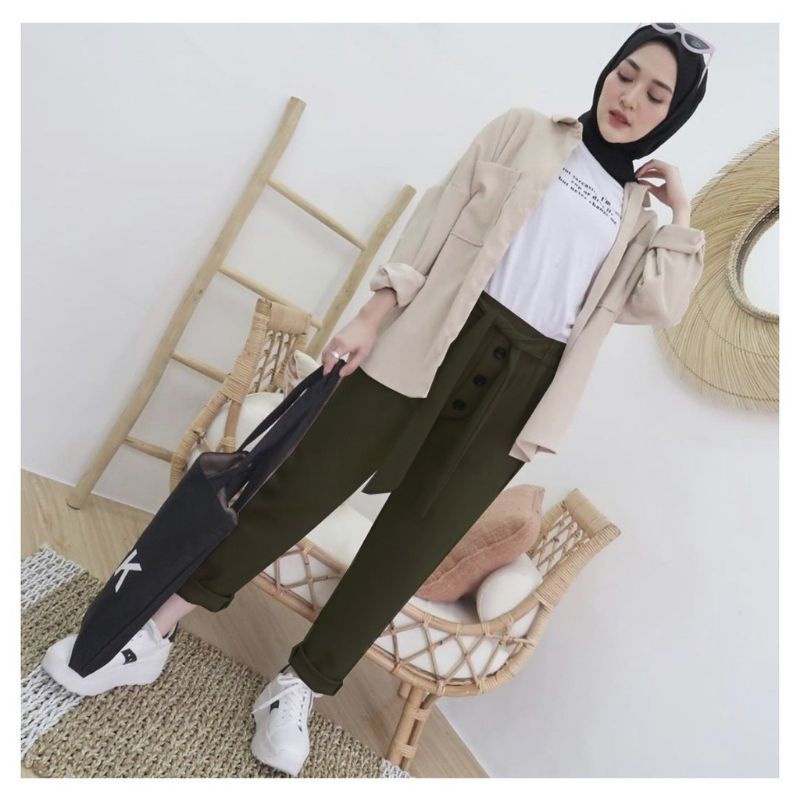 celana button wanita moscrepe( CELANA WANITA MURAH )