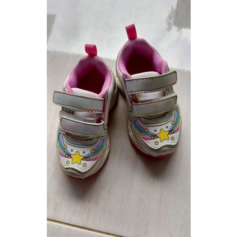 Prelove sepatu anak Payless by smartfit