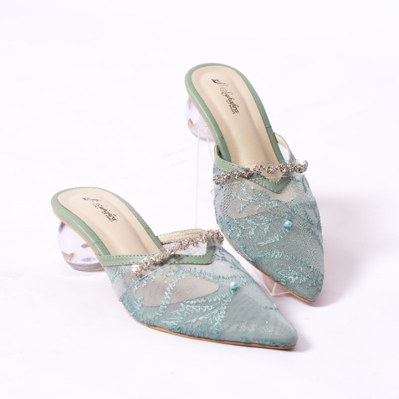 Syhafira Sepatu wedding heels 5cm hak kaca
