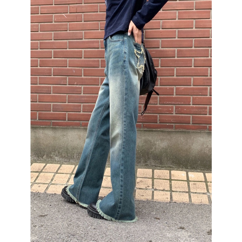 Red American Retro Star Pocket Micro Flared Jeans Wanita Musim Gugur Baru Longgar Ukuran Besar Slim High Street Mengepel Celana