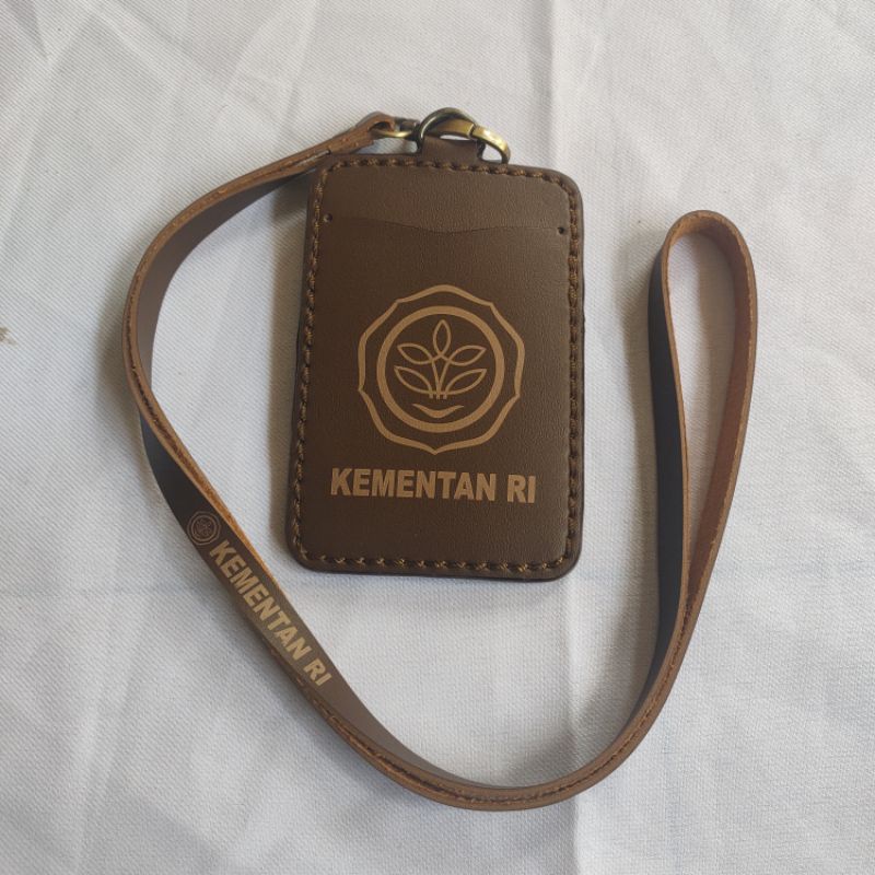 

Lanyard Kulit Kementan RI / Lanyard Kulit Pertanian