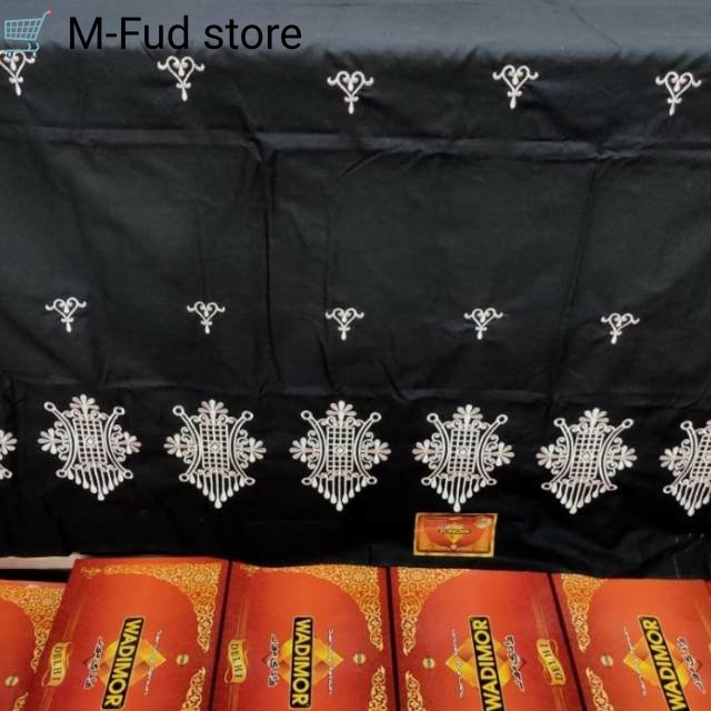 Sarung bordir pintu Aceh